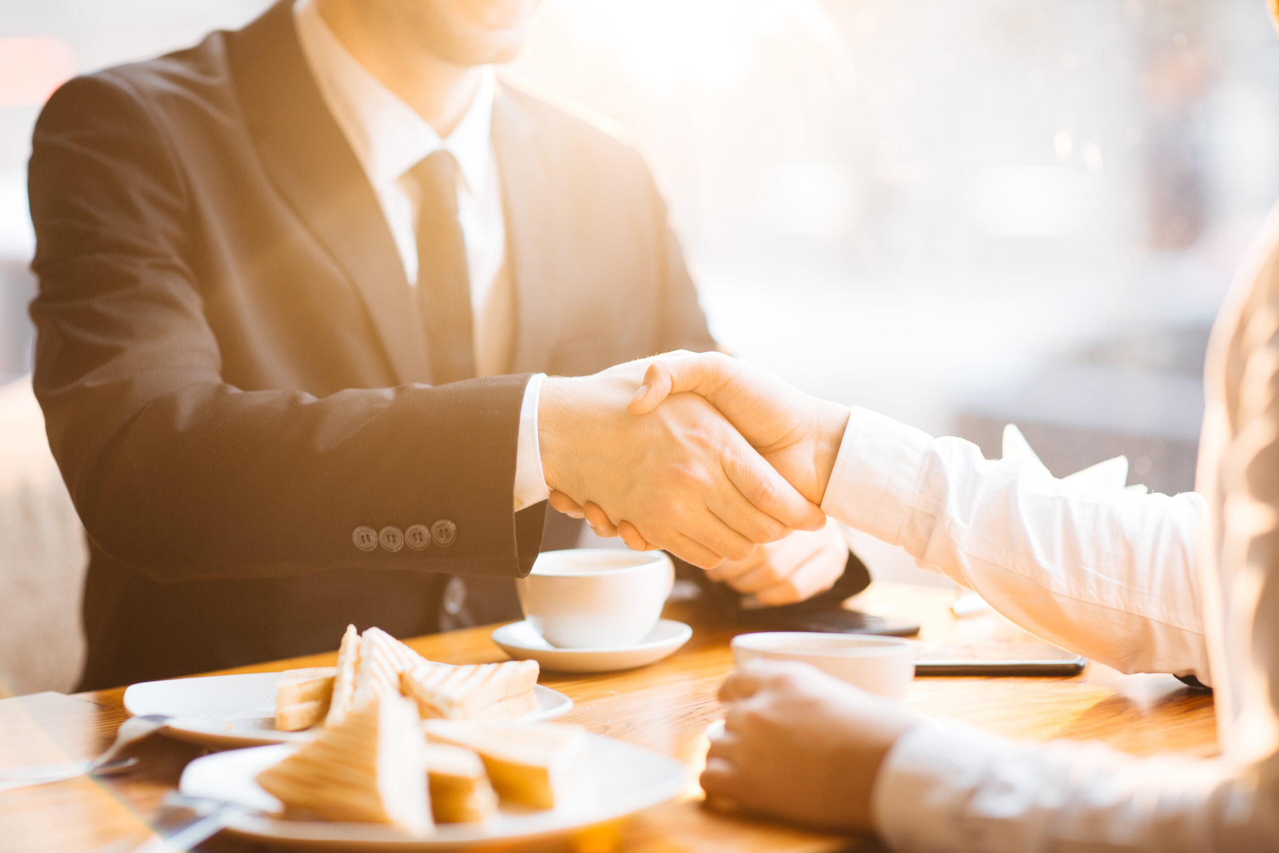 Greeting_Of_Businessmen_original_378204.jpg scaled